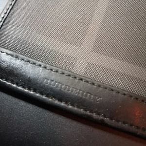 Burberry men's wallet.